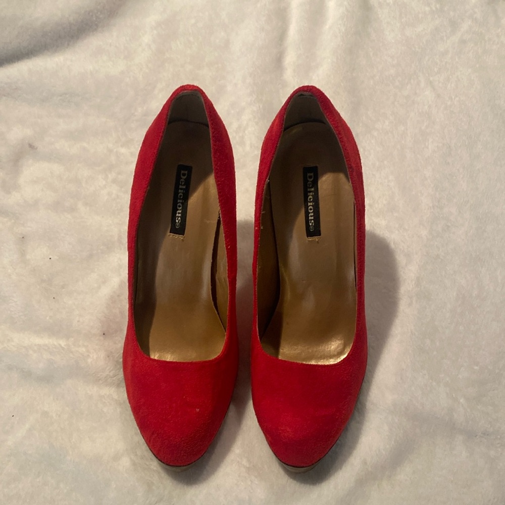 Delicious Red platform heels